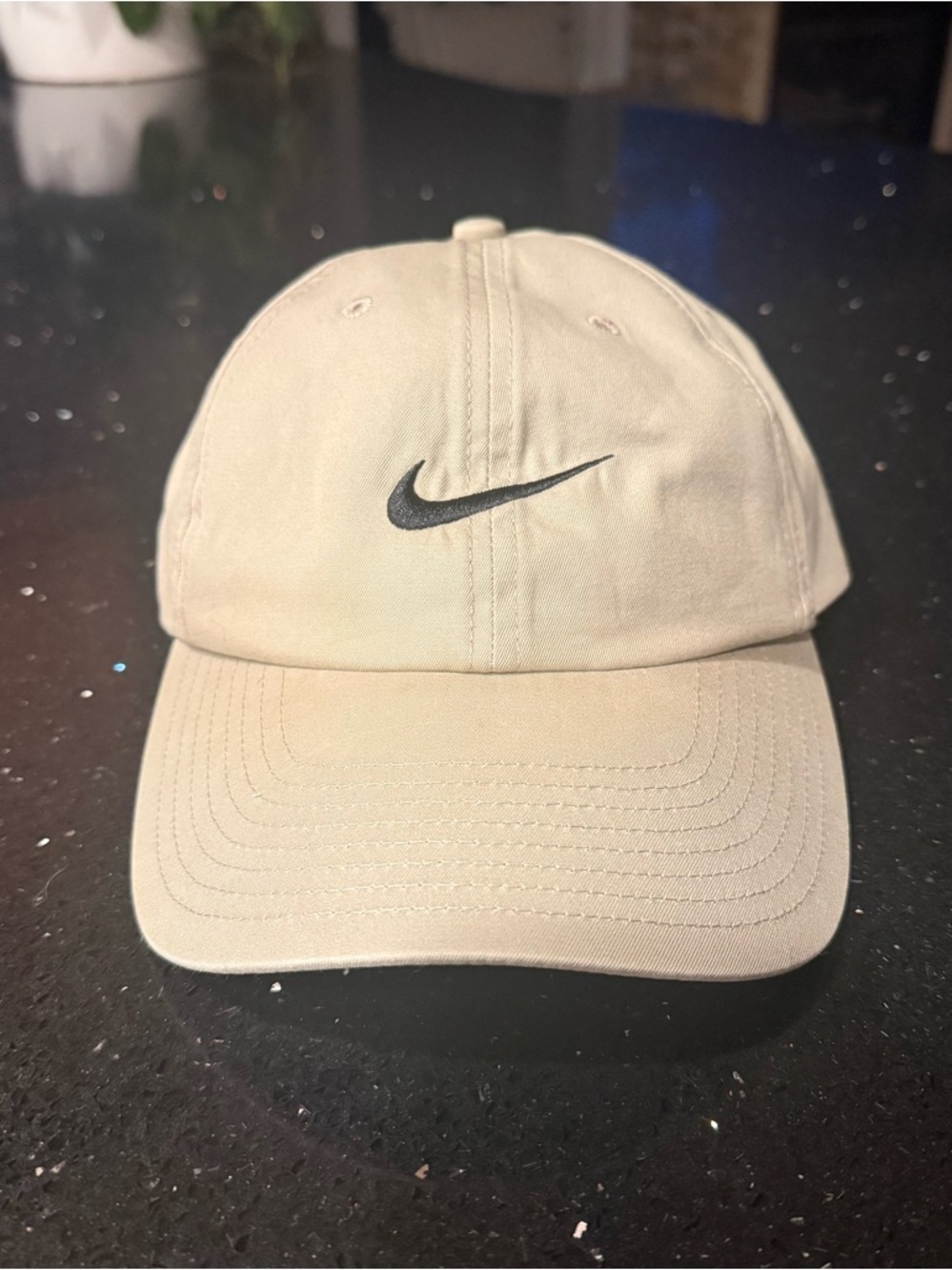 Nike Tiger Woods Golf Men’s Tan Swoosh Baseball Cap
